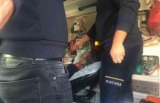 Konya’da 4 katlı binada çatı yangını