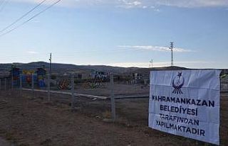 Köylerde kilitli parke taşı seferberliği sürüyor