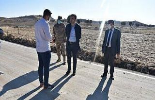 Köylerine geri dönen vatandaşlar lüks yollara...