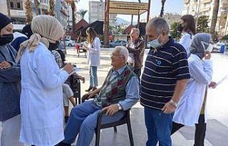 Kumluca’da öğrenciler ve hocaları diyabete farkındalık...