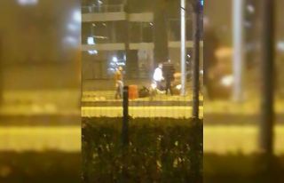 Kuryeyi defalarca bıçakladılar