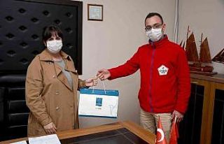 Kuşadası Belediyesi öğretmenleri unutmadı