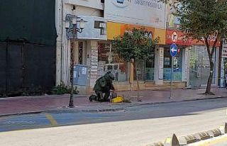 Kuşadası’nda şüpheli çanta paniğe yol açtı