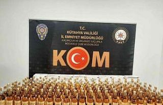 Kütahya’da 180 şişe kaçak içki ele geçirildi