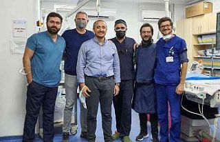 Kütahya’da 88 yaşındaki hastanın aort kapağı...