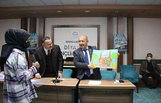 Kütahya’da yarışmalarda dereceye giren öğrenciler...