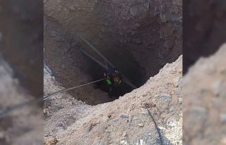 Kuyuya düşen yavru köpek kurtarıldı