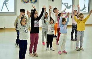 Mamak’ta çocuklarla zumba dansı