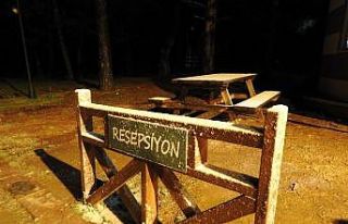 Manisa Spil Dağı’na mevsimin ilk karı düştü