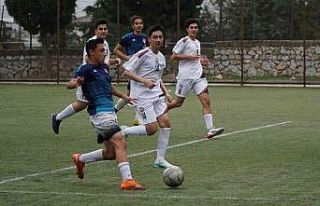 Manisa’da Okul Sporları Genç Erkekler Futbol İl...