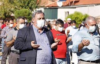Manisalılar yağmur duasına çıktı