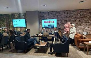 Mardin’de yeni açılan mobilya mağazasına yoğun...