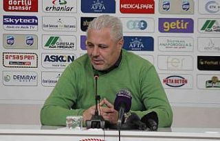 Marius Sumudica: “Yedek kulübesine baktığım...