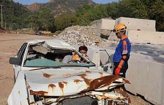 Marmaris Belediyesi kurtarma ekibi eğitimlere başladı