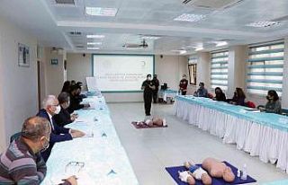 Milli eğitim çalışanlarına ‘İlkyardım’...