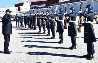 Milli Savunma Bakanı Akar Van’da