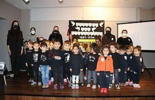 Minik öğrenciler büyük önderi andı