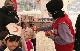 Miniklerden Kızılay’a ziyaret