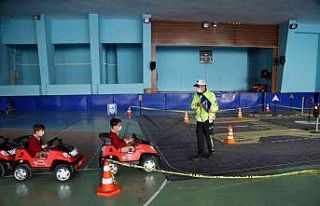 Mobil Trafik Eğitim Tırı Gümüşhane’de