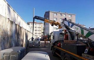 Muhtar istedi, mahalle aydınlandı