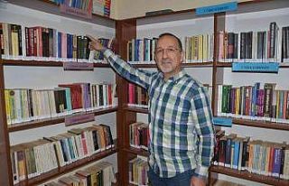 Muhtardan örnek davranış: Muhtarlığı kütüphaneye...