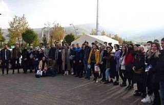 Muş’ta üniversite öğrencilerine çadır kurma...