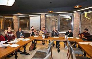 Müziğe gönül verenler Talas Musiki Cemiyeti’nde...
