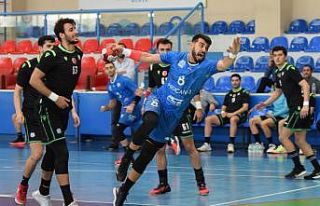 Nilüferli hentbolcular hazırlık maçında moral...