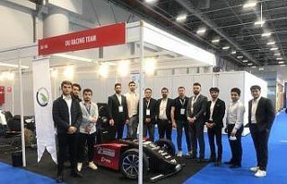 Öğrencilerin geliştirdiği araç, ziyaretçilerden...