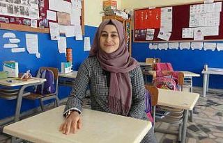 Öğrenciyken öğretmenler odasına girmek için...