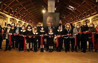 Öğretmenler Günü’nde “Geçmiş Zaman” sergisi