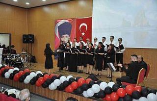 Öğretmenler korosundan muhteşem konser