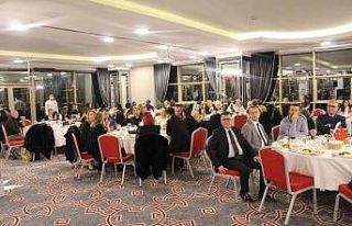 Öğretmenler yemekte buluştu