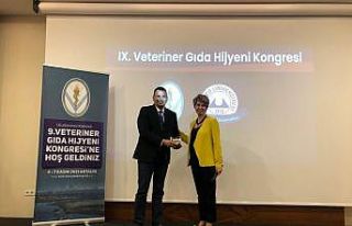 OMÜ’lü akademisyene ‘en iyi sözlü bildiri’...