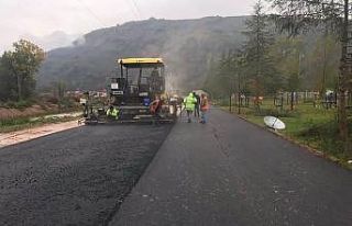 Ordu’da sıcak asfalt mesaisi sürüyor