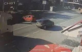 Otomobil ile cipin kafa kafaya çarpıştığı kaza...
