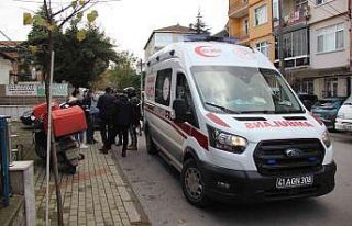 Otomobil ile motosiklet çarpıştı: 1 yaralı