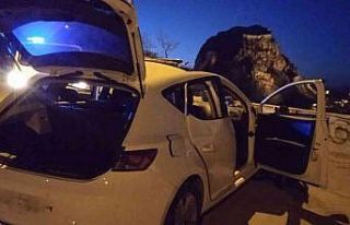 Otomobilde akıllara durgunluk veren patlama