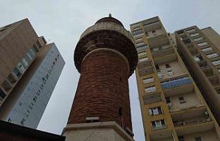 (Özel) Gökdelenlerin gölgesinde 700 yıllık en...