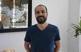 (ÖZEL) Karnından 2 kiloluk 20 santimetre büyüklüğünde...