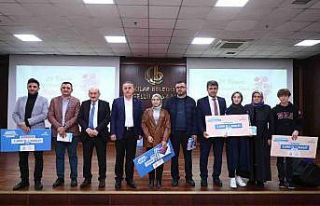 Özel öğretmenlere Öğretmenler Günü yemeği