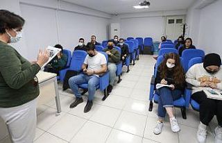 Pamukkale Belediyesi yabancı dil öğretiyor