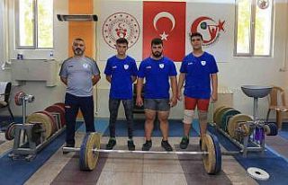 Pamukkale Belediyespor’un halter antrenörüne önemli...
