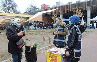 Polis ekipleri pazar yerinde KADES’i anlattı