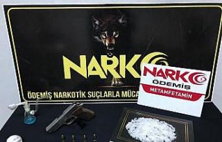 Polisin durdurduğu araçtan uyuşturucu madde çıktı