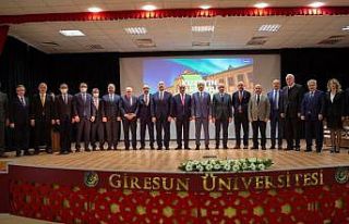 Rektör Türkmen, ÜNİ-DOKAP toplantısına katıldı