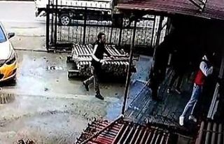 Rize’de 4 kişilik grubun işletmeye saldırı anı...