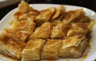 Rizelilerin yeni lezzeti ‘Ballı Börek’ oldu