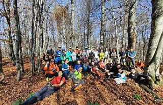‘Sağlıklı yaşam’ için hem yürüdüler hem...