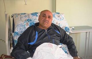 Saldırıda yaralanan güvenlik korucusu olay anını...